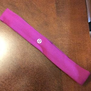 Lululemon cardio cross trainer headband magenta
